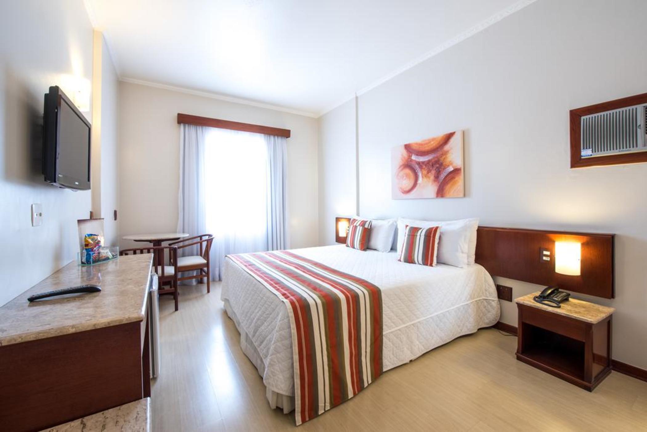 Hotel Carlton Plaza Poços de Caldas Zewnętrze zdjęcie