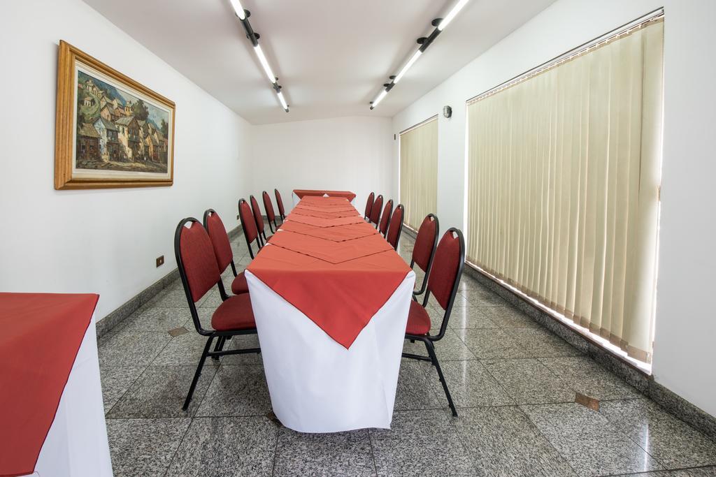 Hotel Carlton Plaza Poços de Caldas Zewnętrze zdjęcie