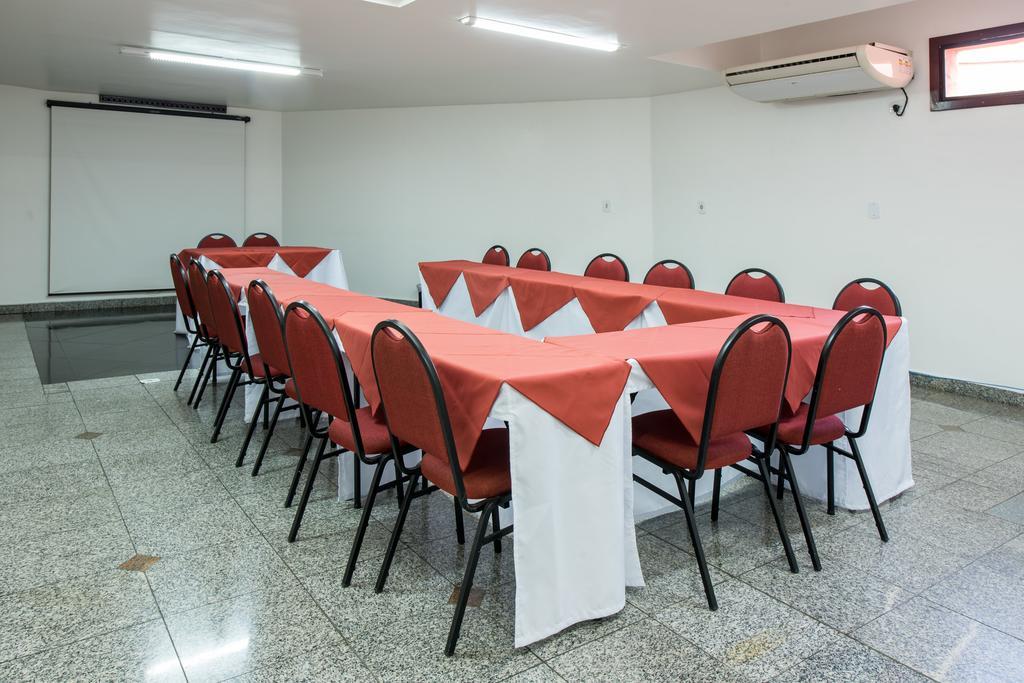 Hotel Carlton Plaza Poços de Caldas Zewnętrze zdjęcie