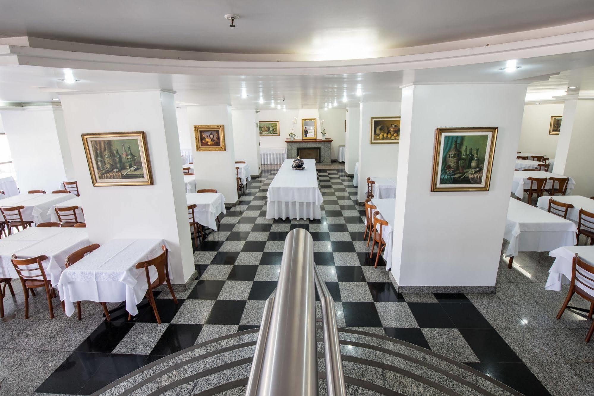 Hotel Carlton Plaza Poços de Caldas Zewnętrze zdjęcie