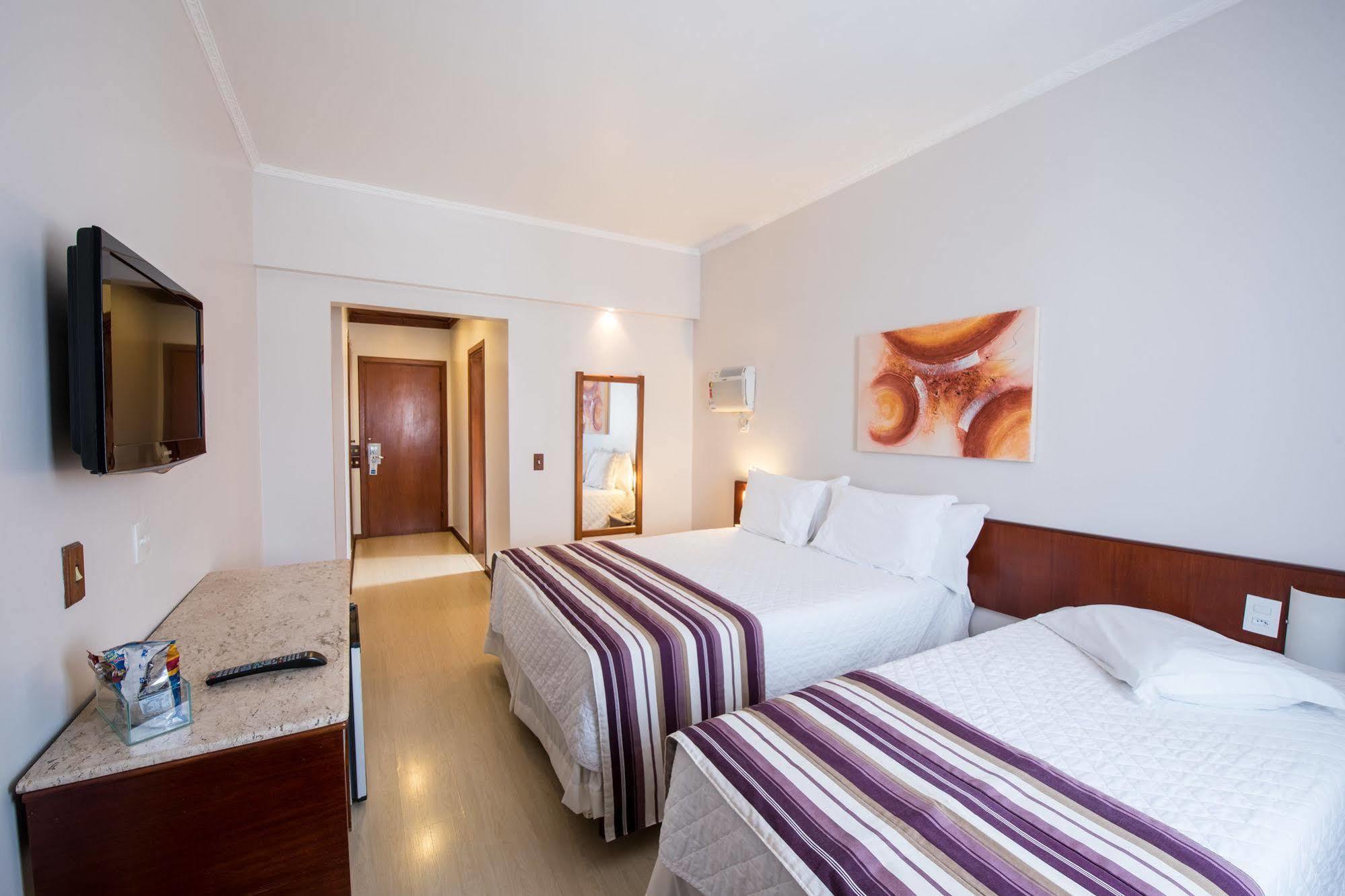 Hotel Carlton Plaza Poços de Caldas Zewnętrze zdjęcie