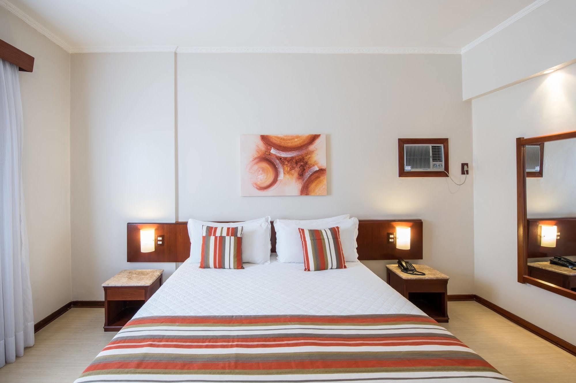 Hotel Carlton Plaza Poços de Caldas Zewnętrze zdjęcie