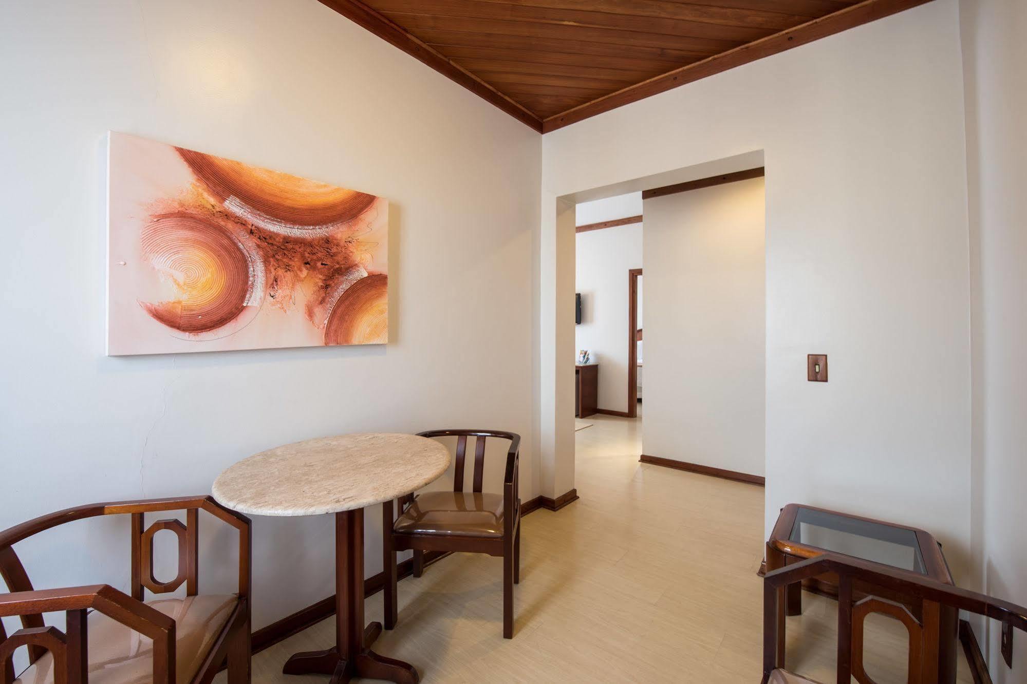 Hotel Carlton Plaza Poços de Caldas Zewnętrze zdjęcie
